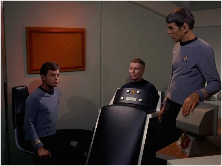 The Menagerie : Pike, Spock et McCoy